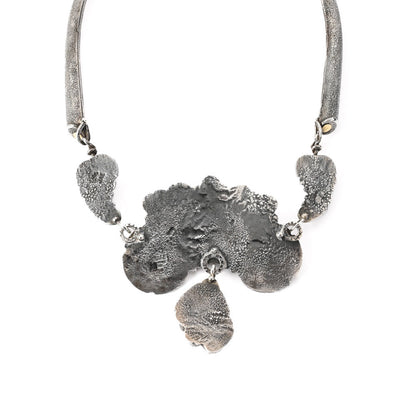 Hand-Wrought Necklace with Turquoise & Gold